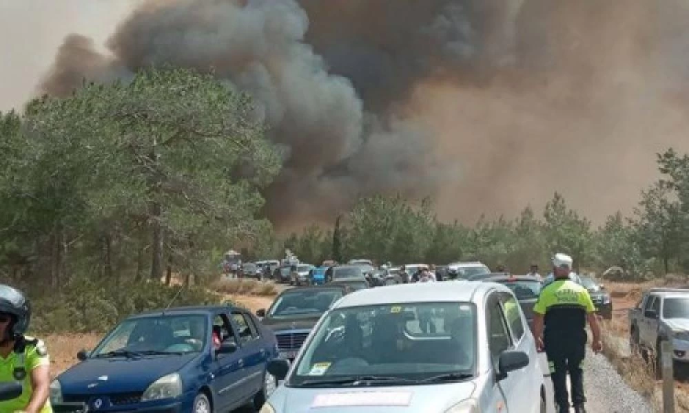 Πυρκαγιές στα Κατεχόμενα: Πρώτη φορά ζήτησαν βοήθεια από την Κυπριακή Δημοκρατία